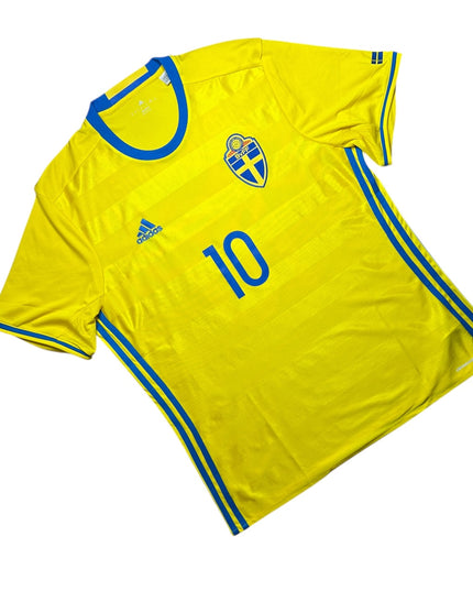 Sweden Football Shirt 2016/2017 Home Ibrahimovic 10 (XL)
