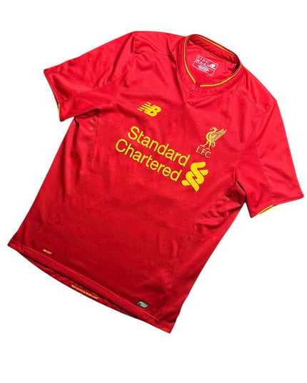 Liverpool Football Shirt 2016/2017 Home Coutinho 10 (M)