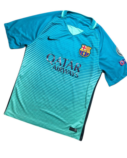 Barcelona Football Shirt 2016/2017 Third (M)