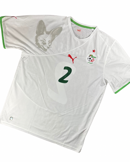 Algeria 2010/2011 Home Football Shirt Bougherra (2)