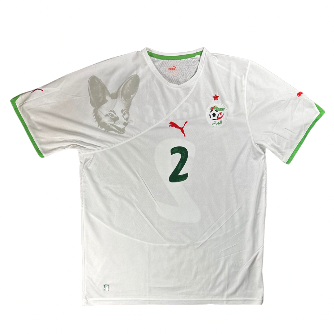 Algeria 2010/2011 Home Football Shirt Bougherra (2)